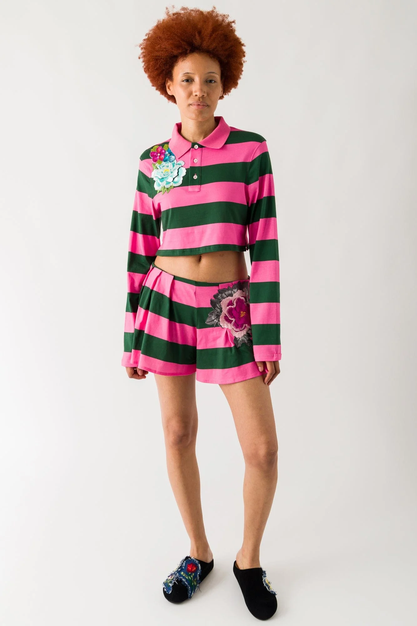 Area Embroidered Flower Rugby Stripe Pleated Short - Image 4