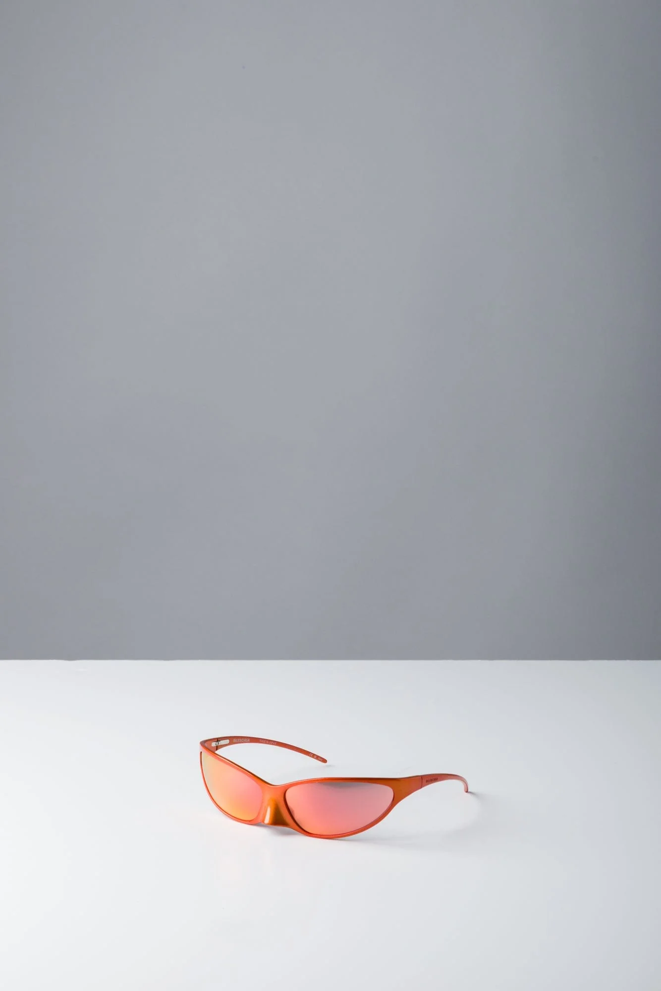 Balenciaga 4G Sunglasses in Aluminum Red - Image 2
