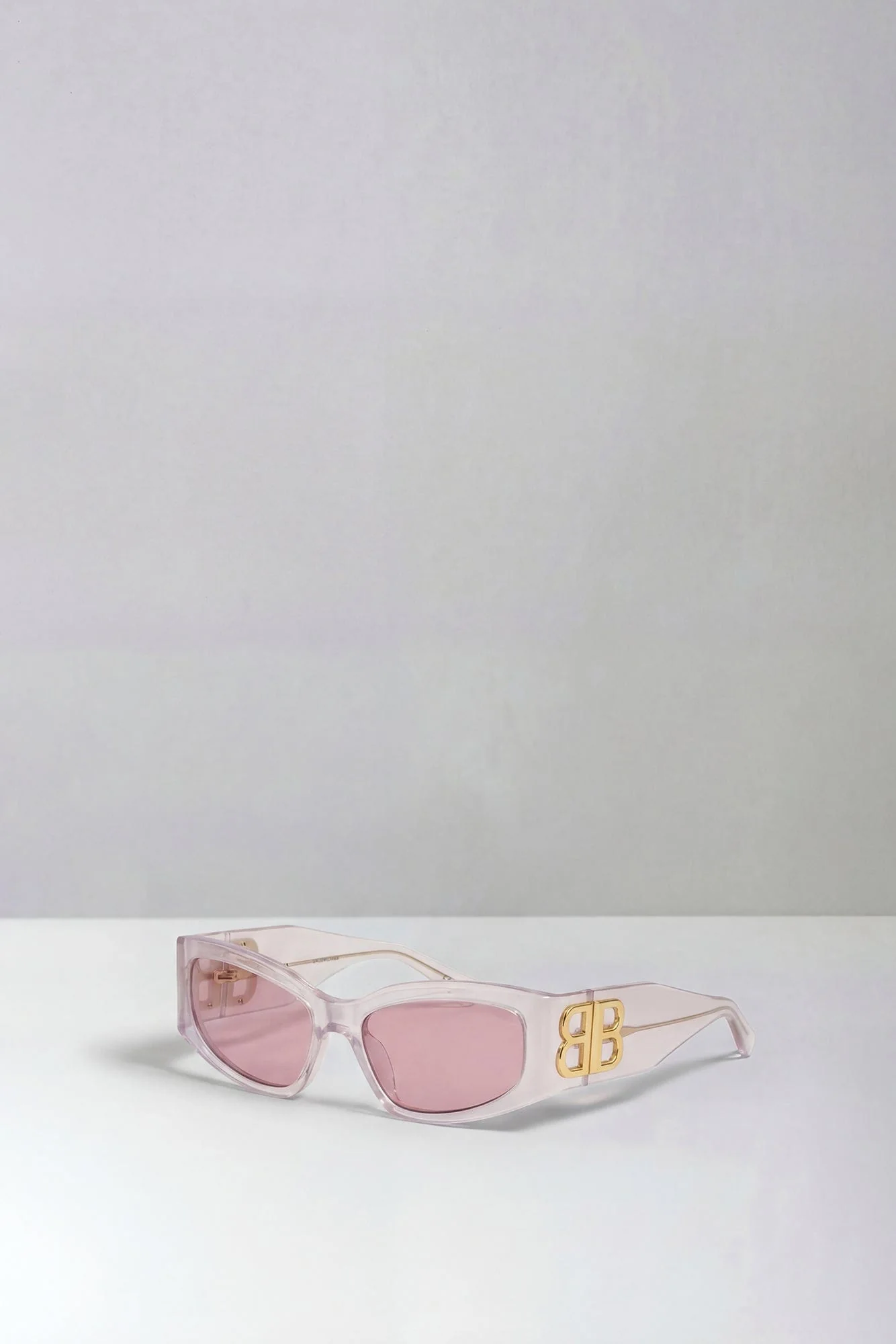 Balenciaga Bossy Cat Sunglasses in Beige - Image 2
