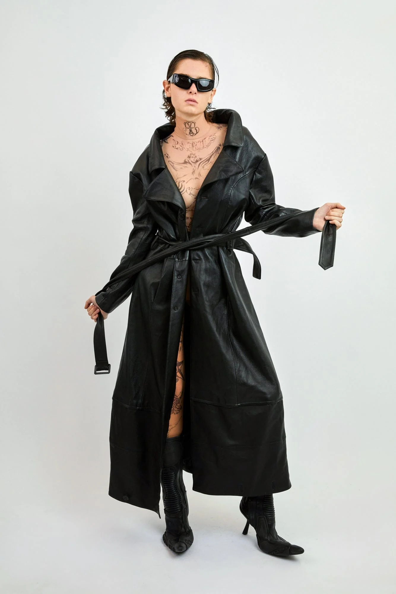 Balenciaga Flatground Trench in Vintage Leather - Image 4