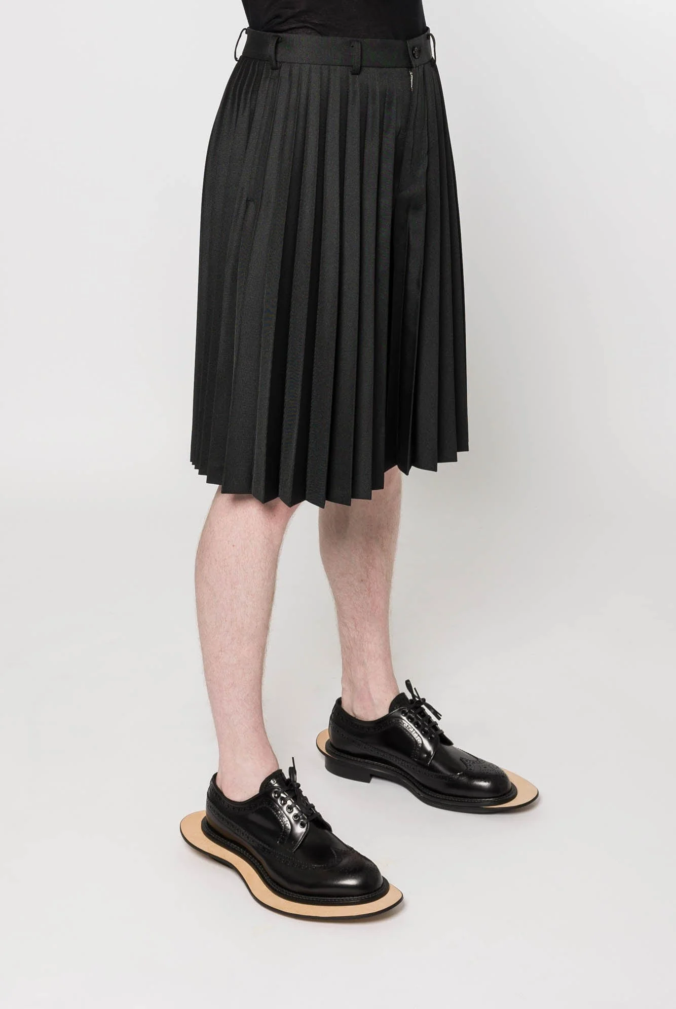 Comme des Garçons Homme Plus Pleated Gabardine Shorts - Image 2