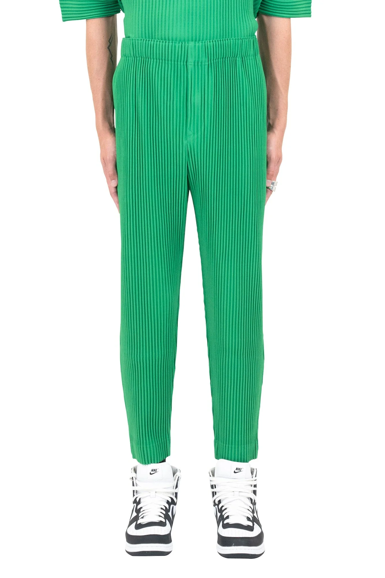 Homme Plissé MC July 23 Trousers in Emerald - Image 2