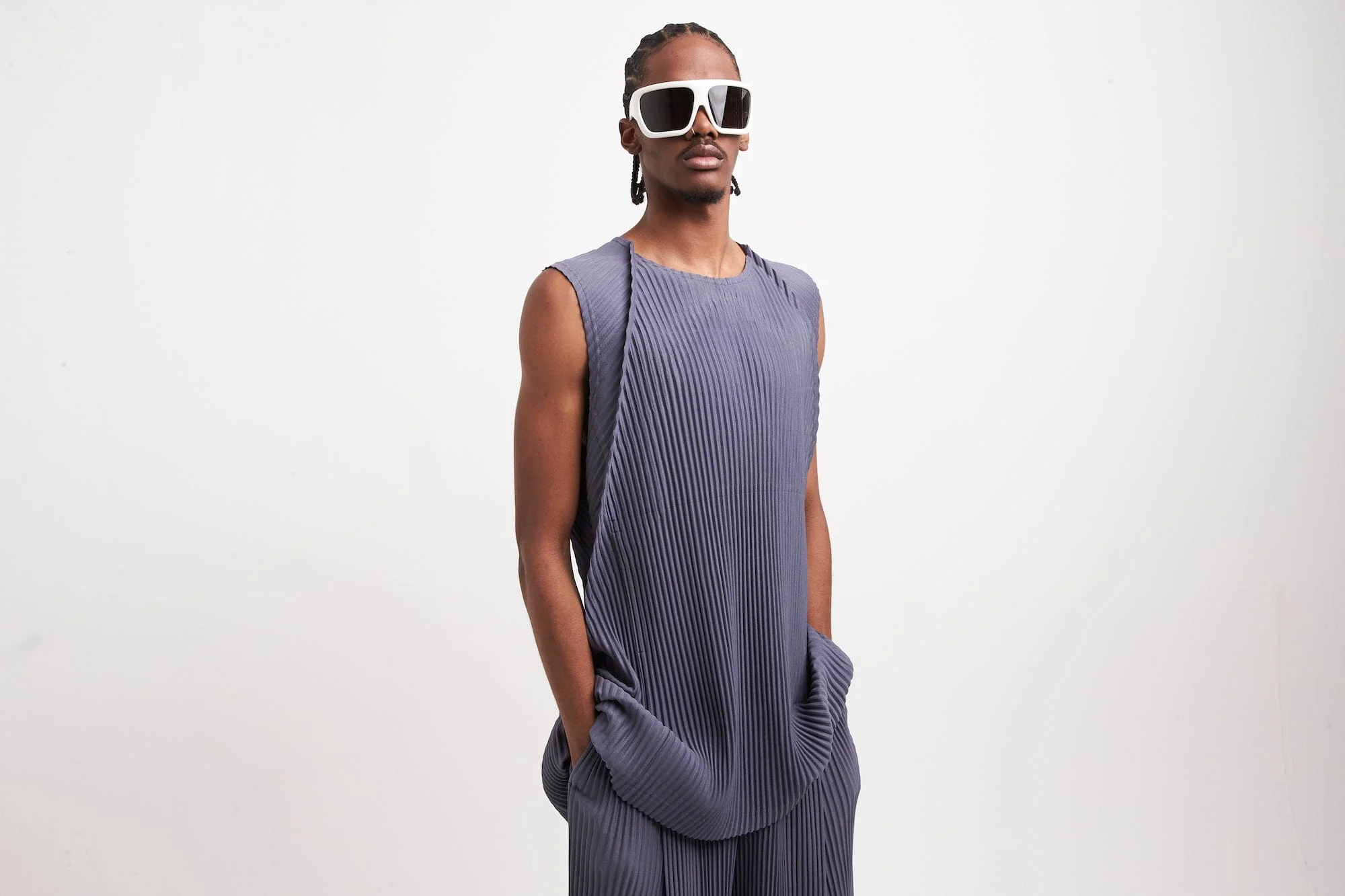 Homme Plissé MC October 23 Tank in Slate - Image 4