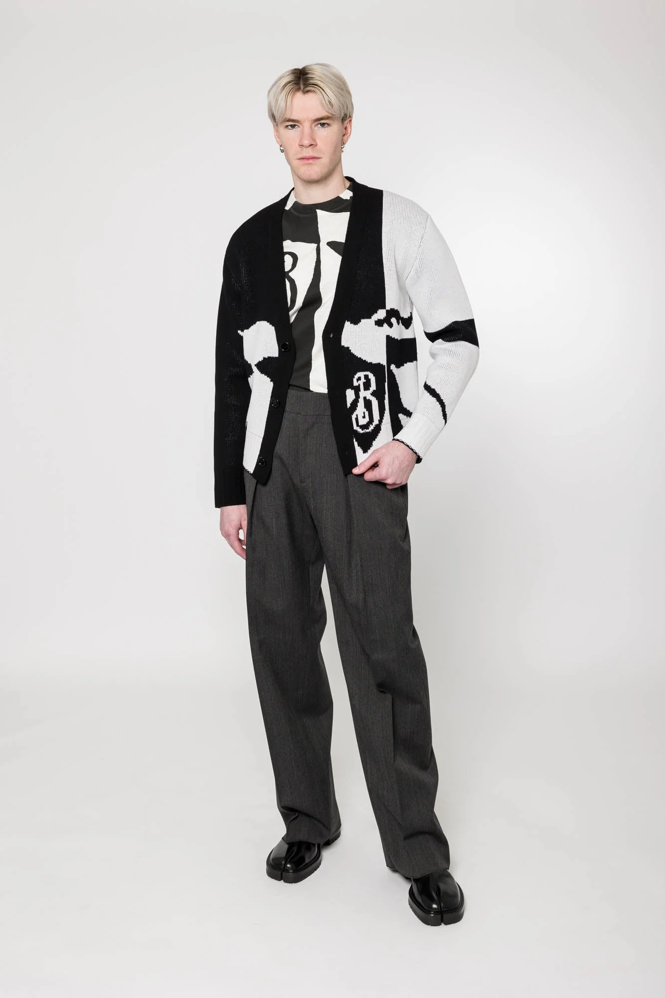 Burberry EKD Cardigan - Image 4