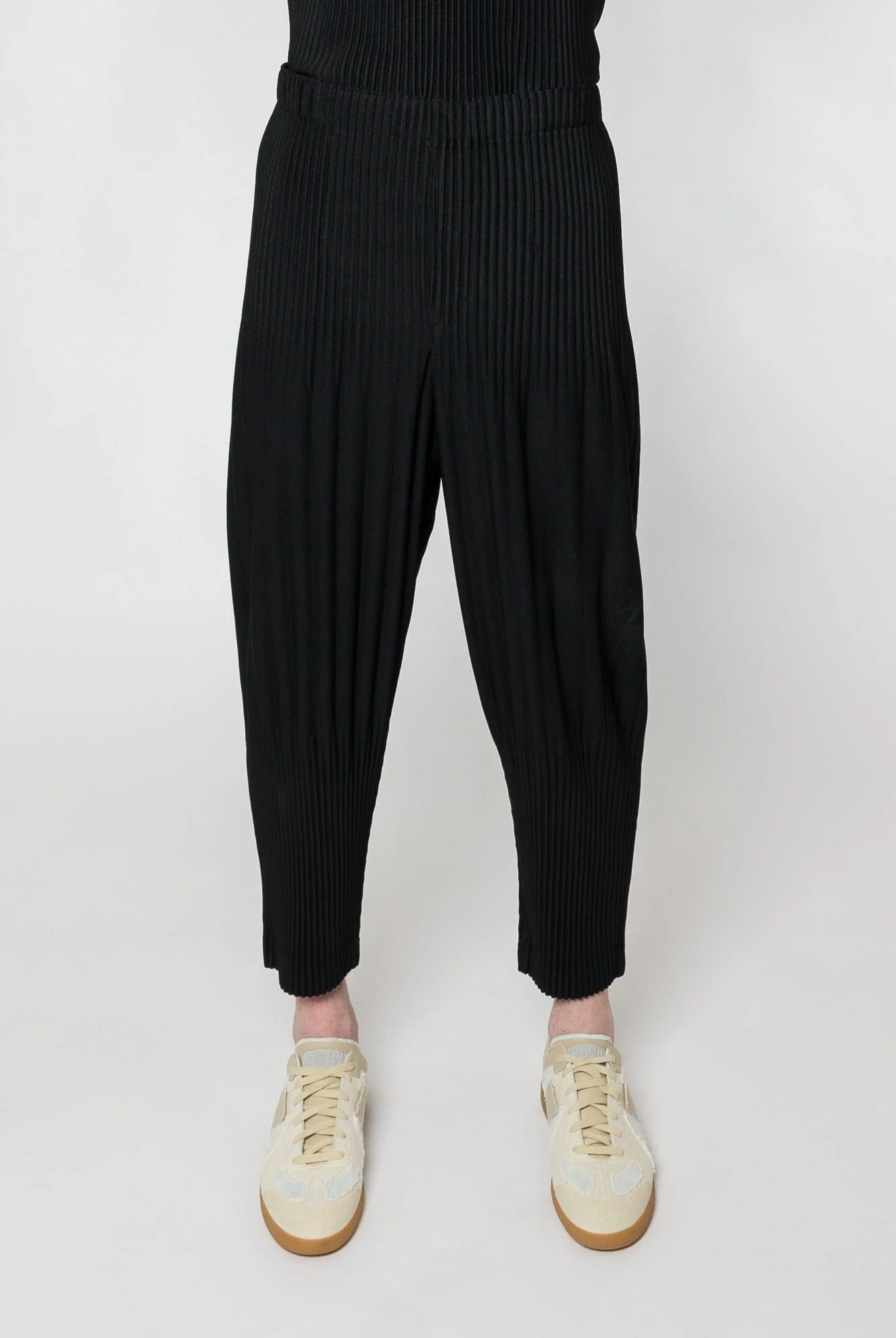 Homme Plissé Issey Miyake Basics Joggers in Black