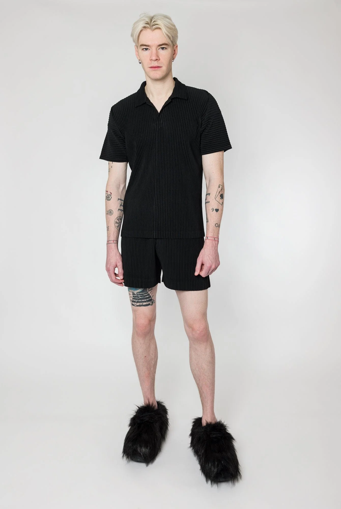 Homme Plissé Issey Miyake Basics Polo in Black - Image 4