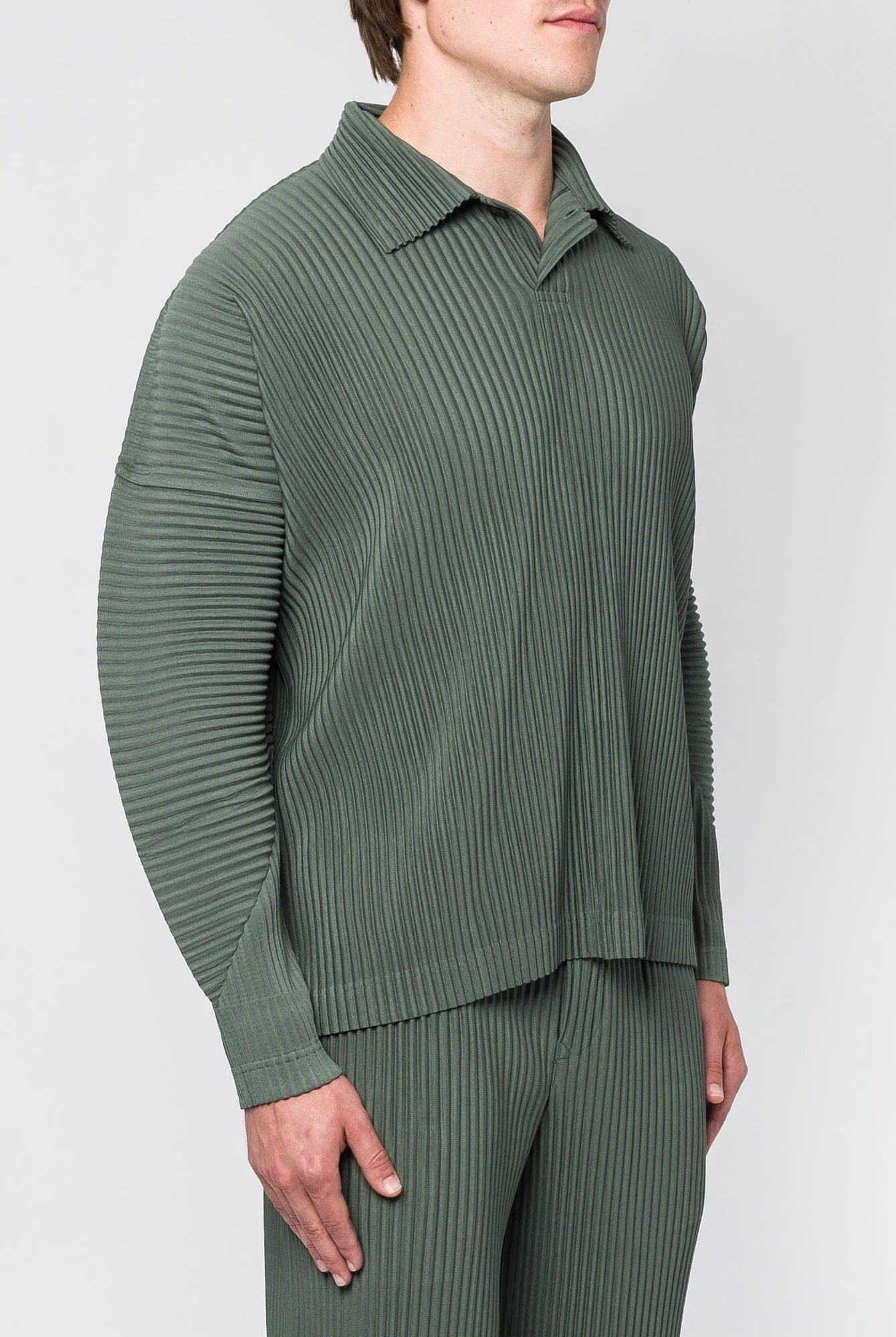 Homme Plissé Issey Miyake MC October 2024 Polo in Moss Green - Image 2