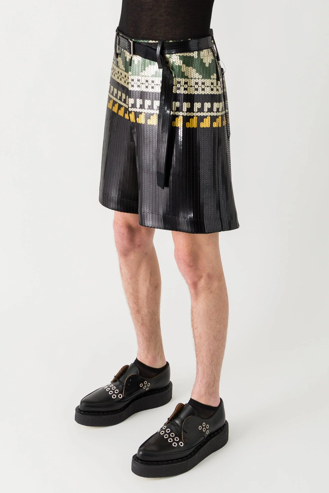 Sacai Pattern Knit Spangle Embroidery Shorts - Image 2