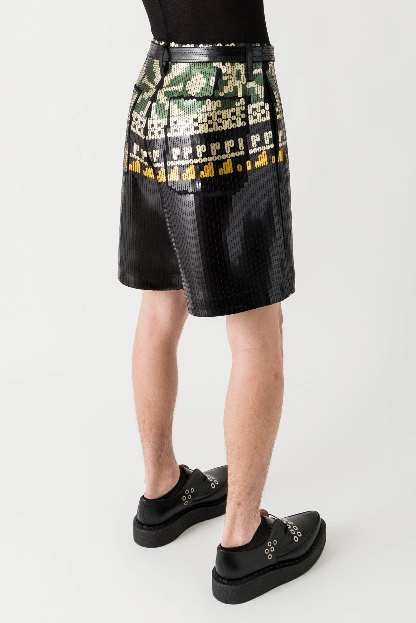 Sacai Pattern Knit Spangle Embroidery Shorts - Image 3