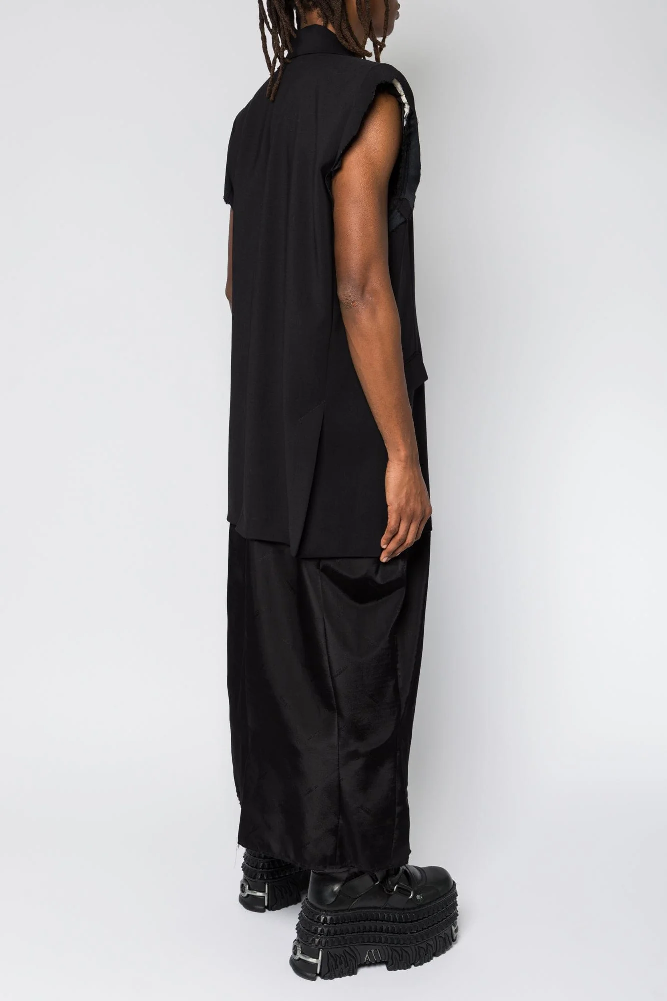 Vetements Deconstructed Sleeveless Lining Coat - Image 3