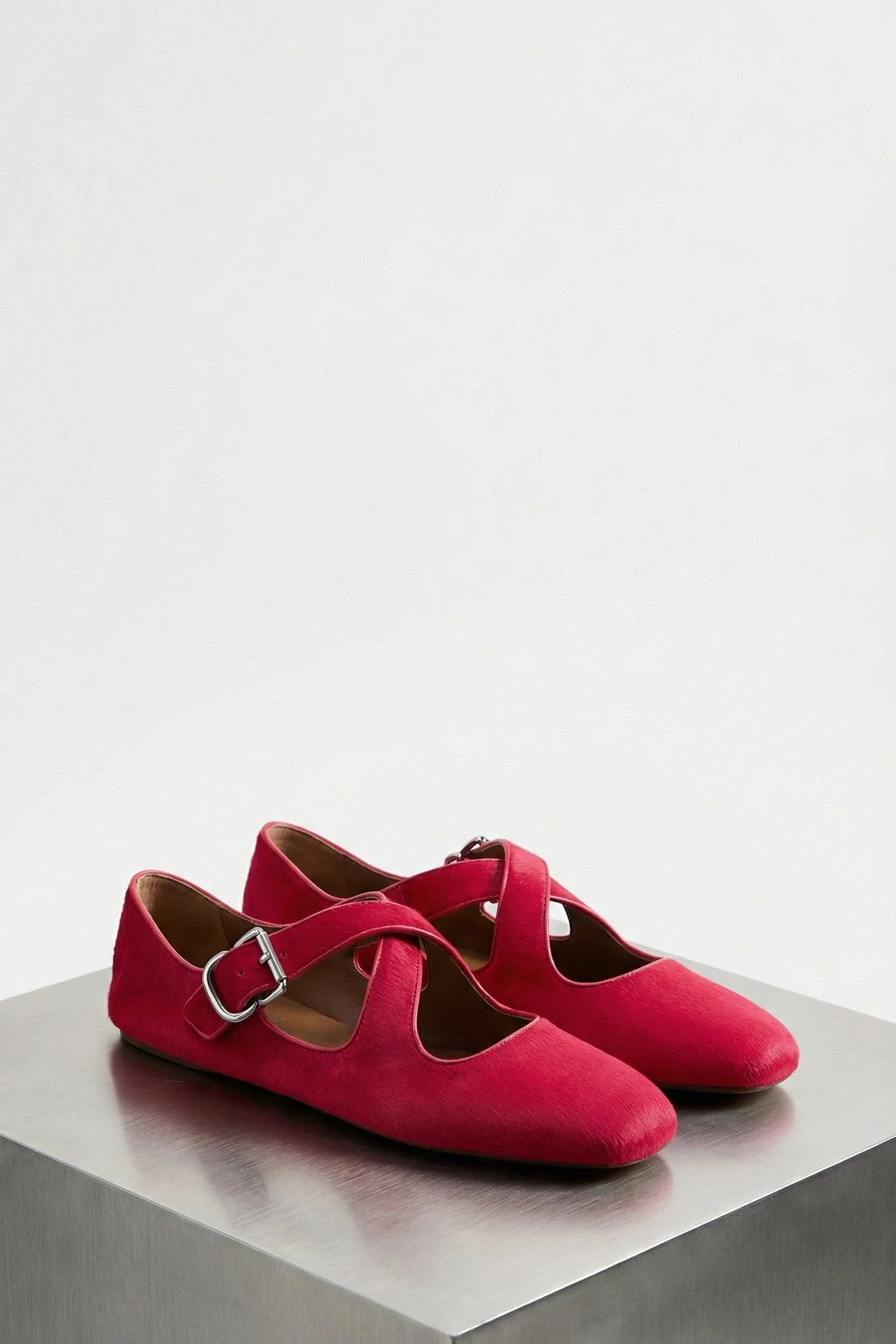 Alaïa Ballet Flats In Fuchsia - Image 2