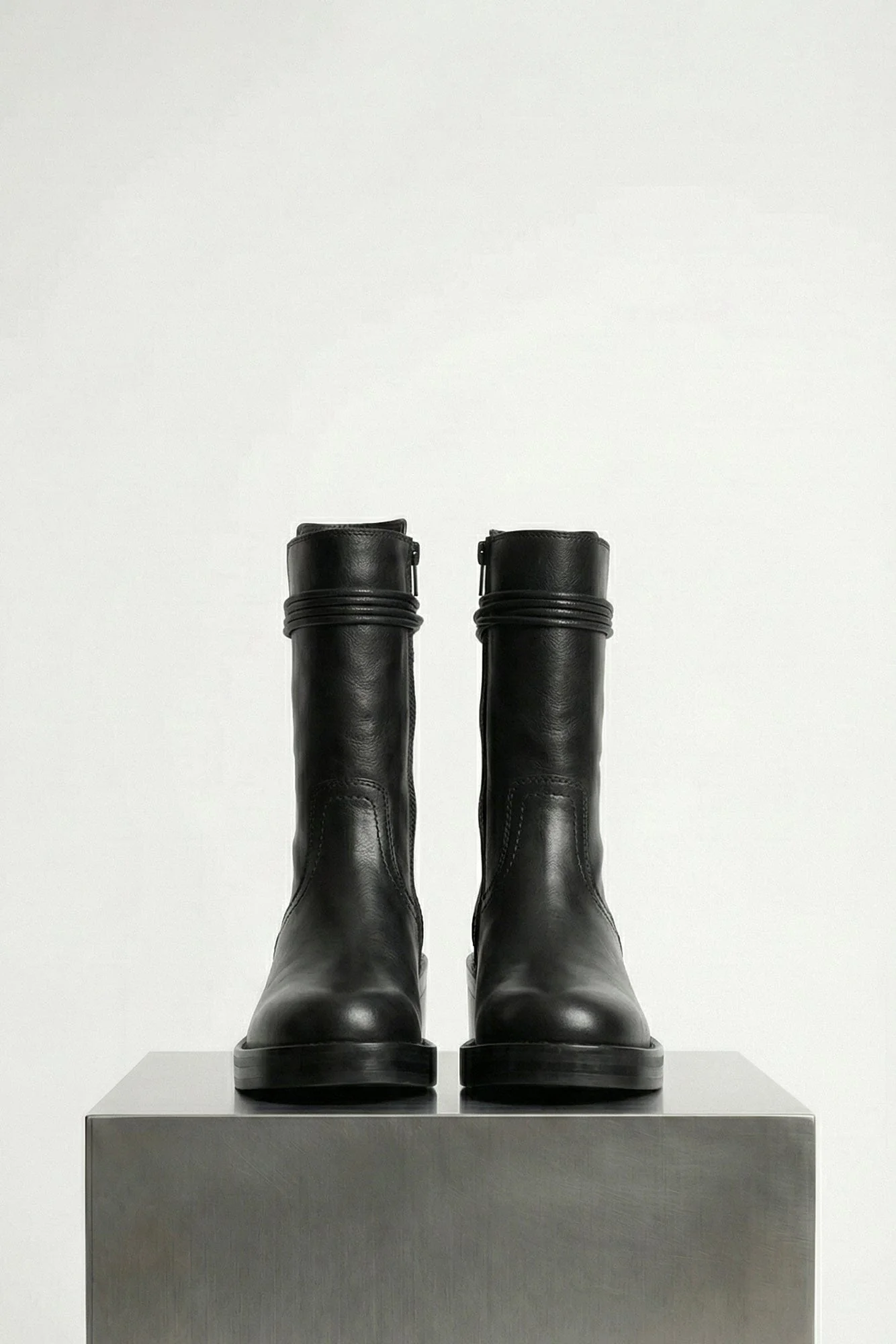 Ann Demeulemeester Henrica Ankle Boots In Black - Image 3
