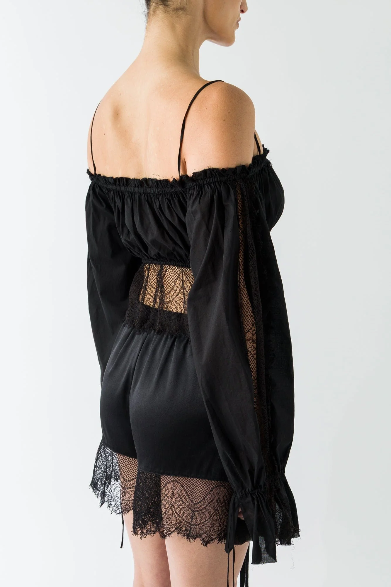 Ann Demeulemeester Jorunn Long Sleeve Cropped Blouse In Black - Image 3