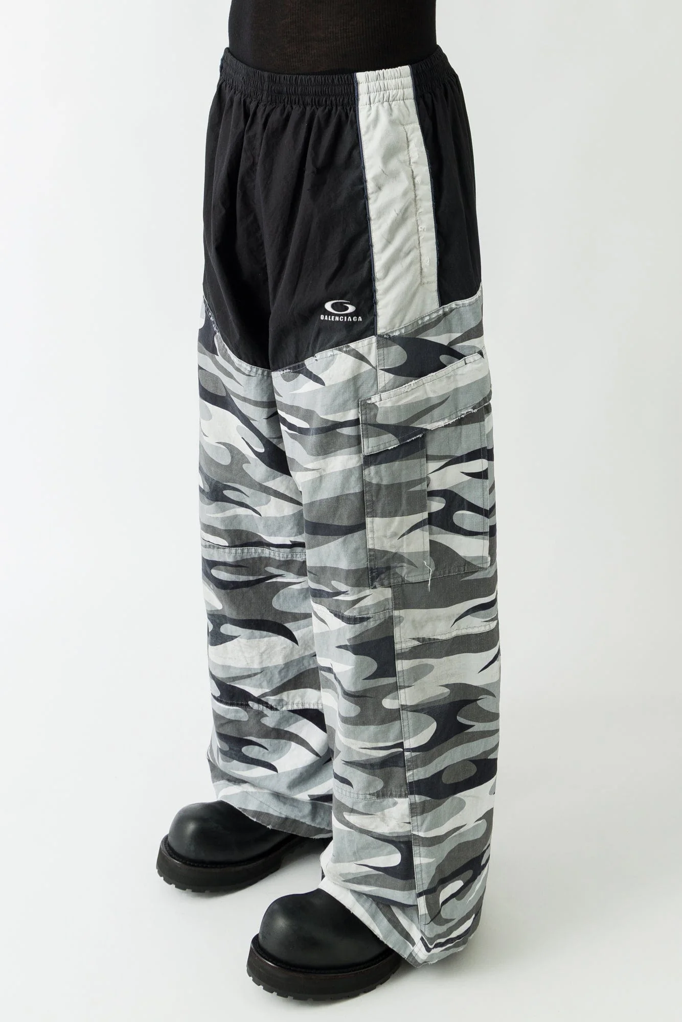 Balenciaga Tracksuit Pants in Camo - Image 2