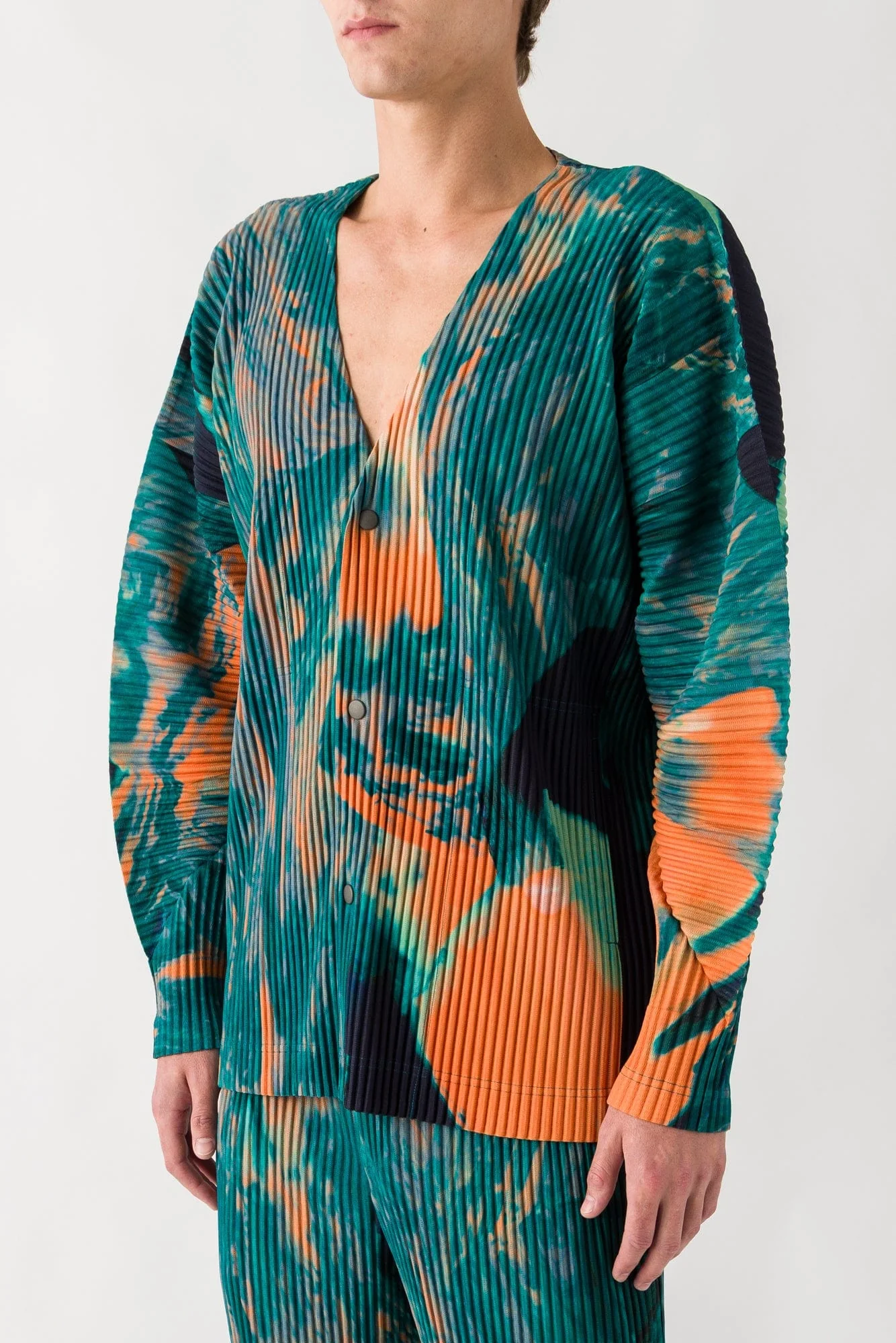 Homme Plissé Issey Miyake Agate Cardigan In Green - Image 2