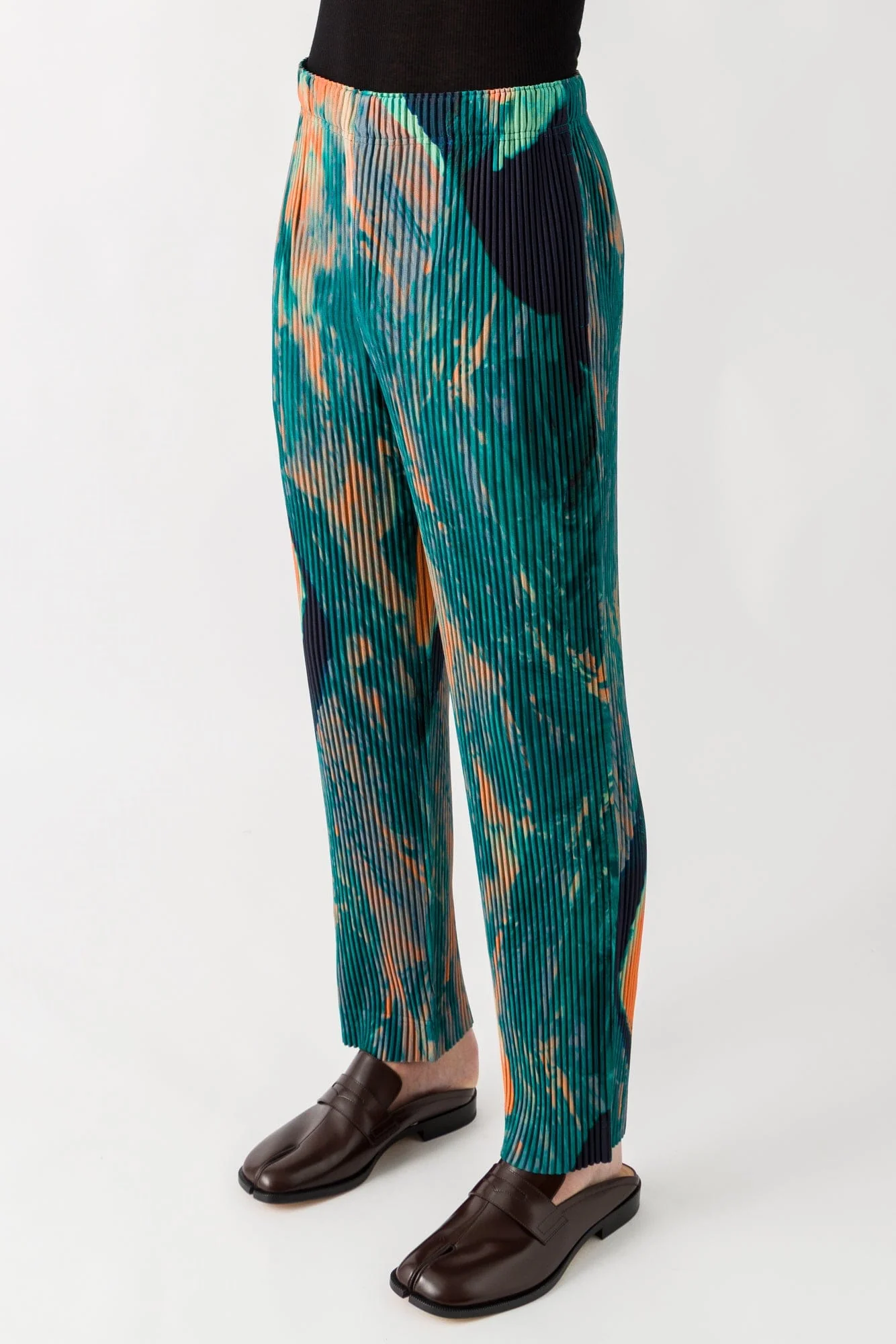 Homme Plissé Issey Miyake Agate Trouser In Green - Image 2