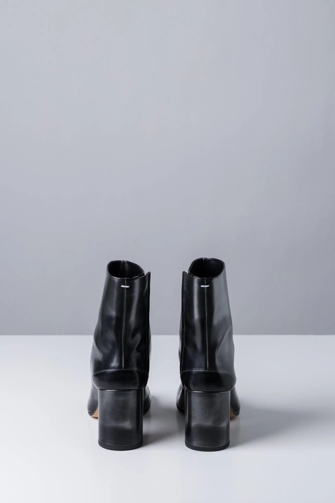 Maison Margiela Metallic Glow Tabi Boots - Image 5