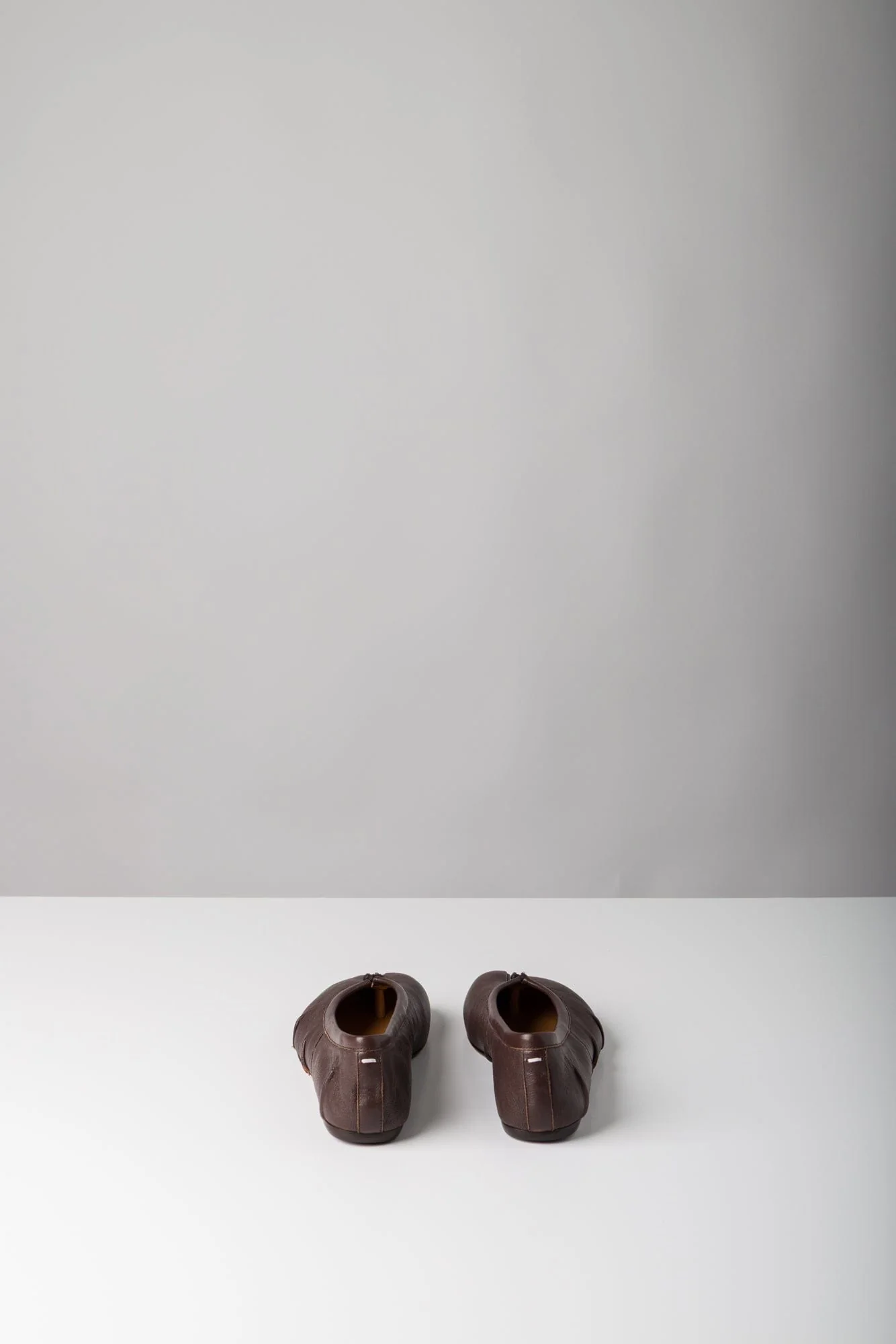 Maison Margiela Tabi Ballerina New in Burgundy - Image 5