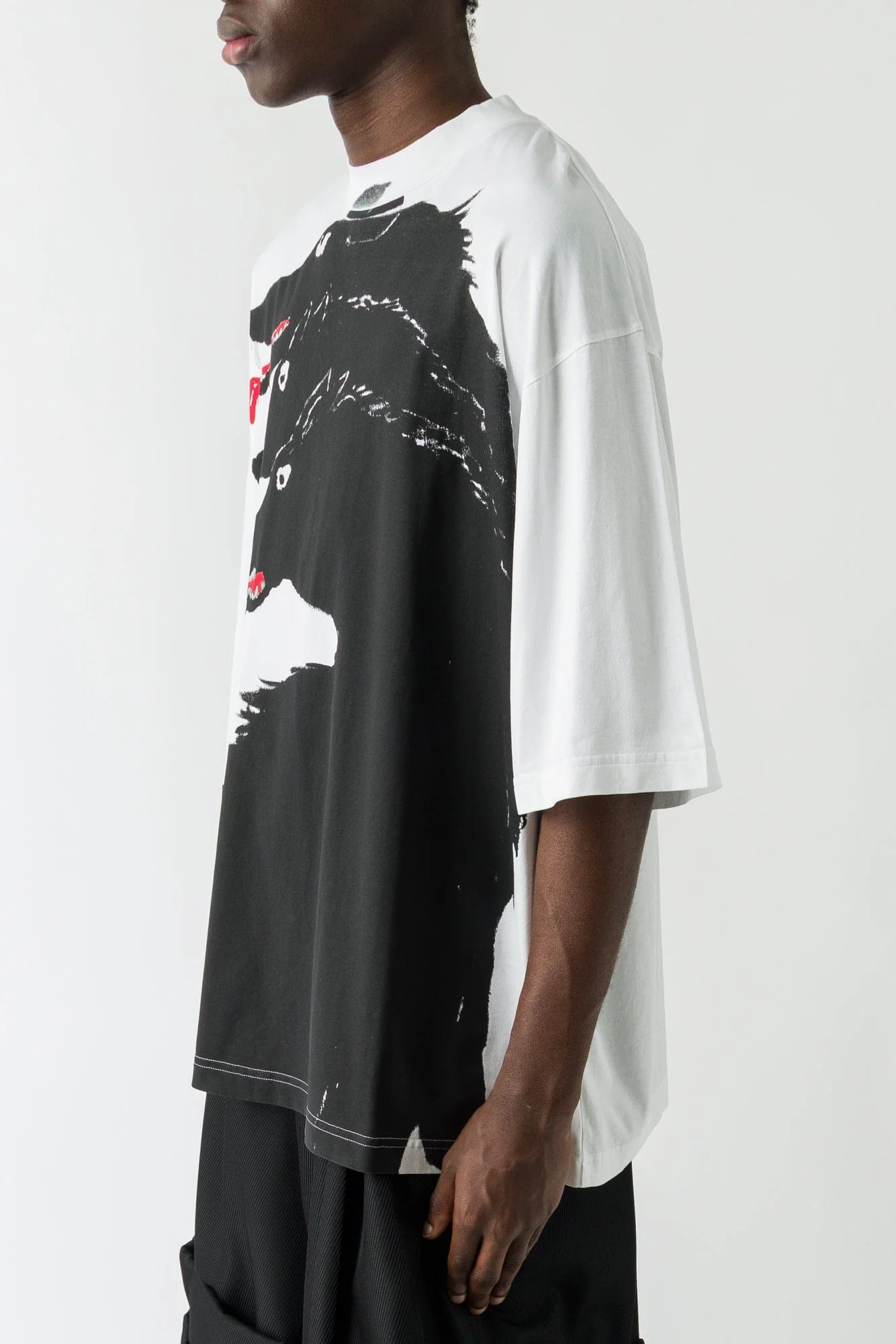 Marni Graphic Animal T shirt in Black - Image 2