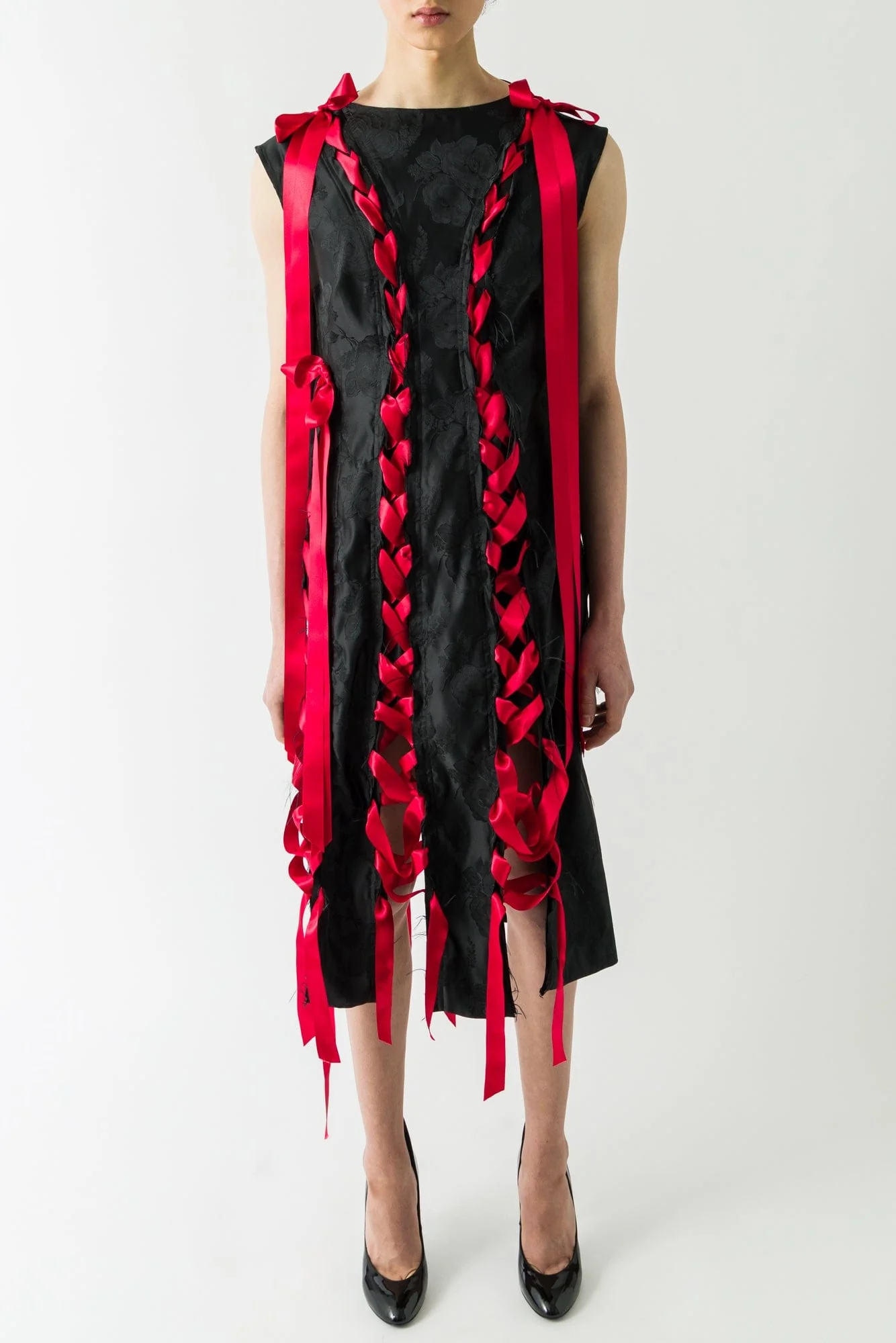 Simone Rocha Unraveling Ribbon Dress In Black/Red