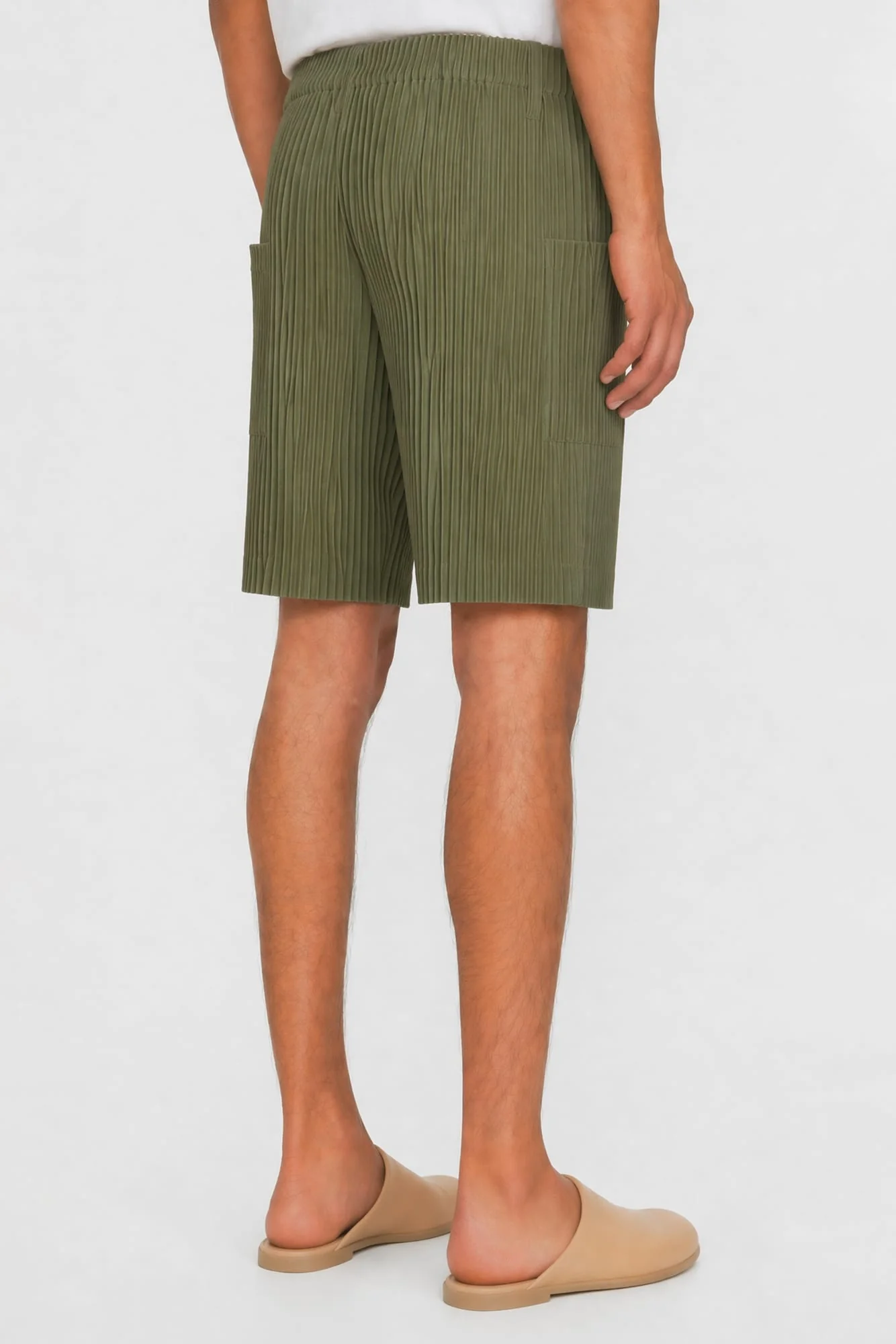 Homme Plissé Issey Miyake Painter's Gear Shorts in Duomo Door Green - Image 3