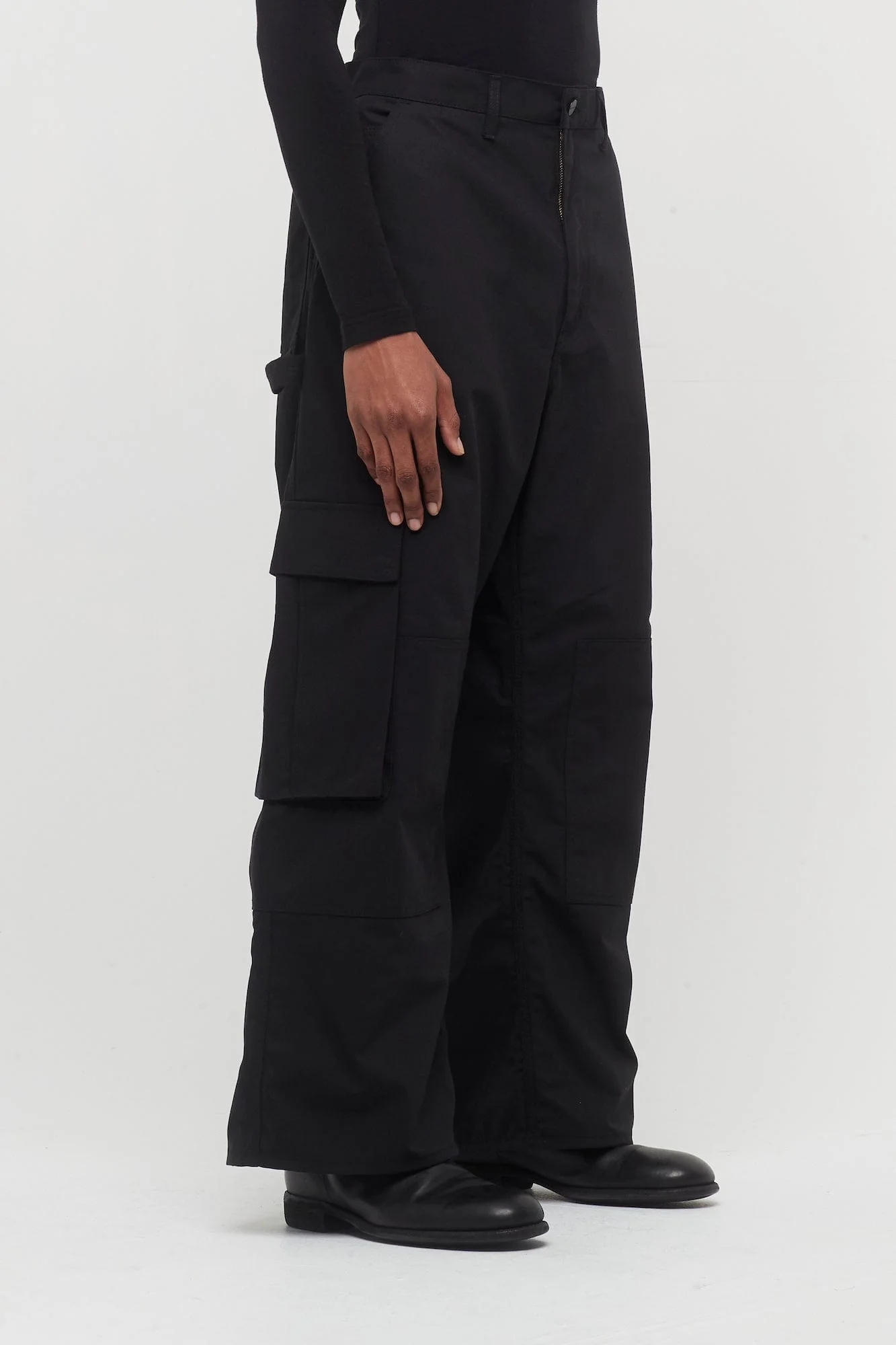 Junya Watanabe MAN Cargo Pants in Black - Image 2