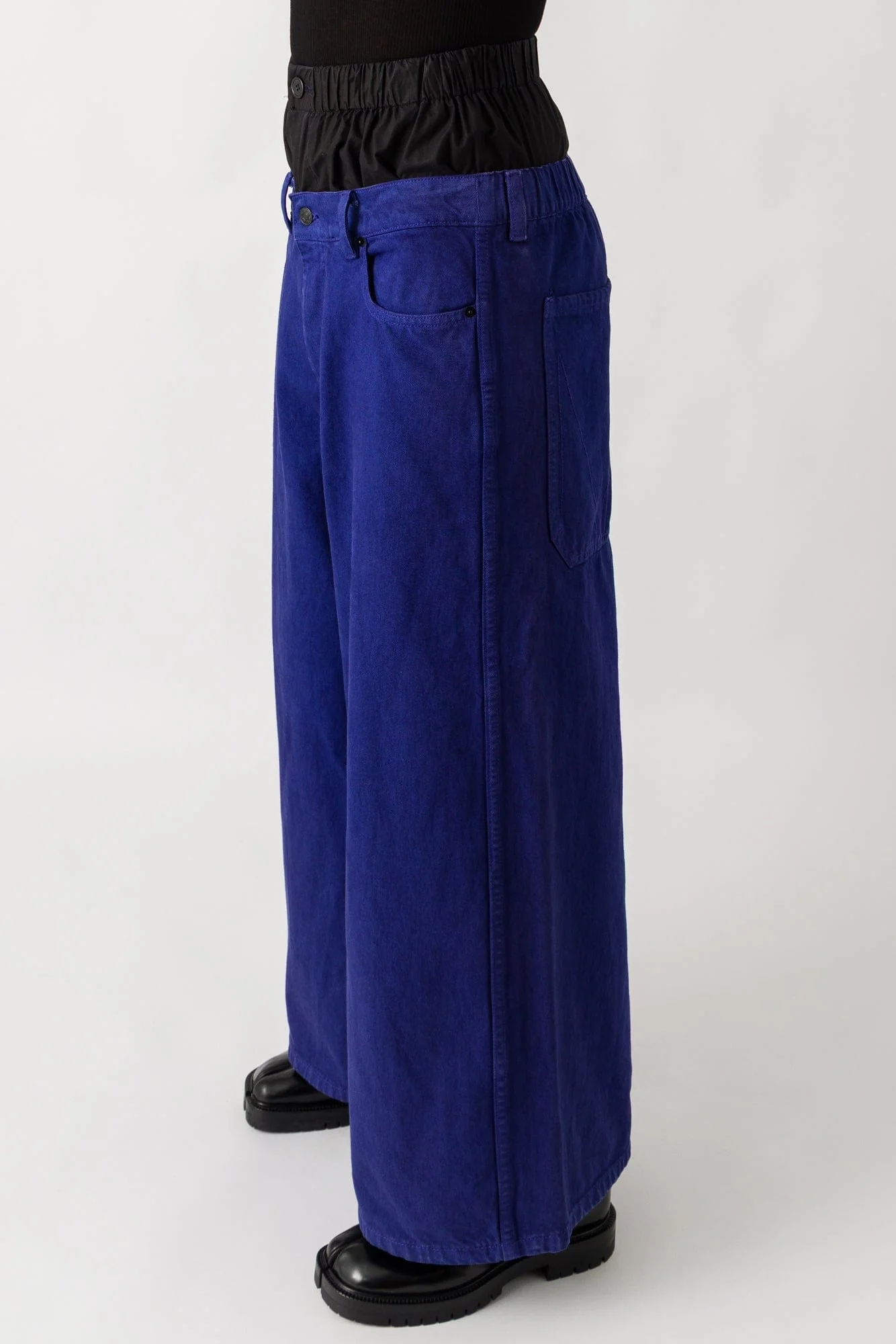 Melitta Baumeister Double Waist Denim Pants in Deep Blue - Image 2