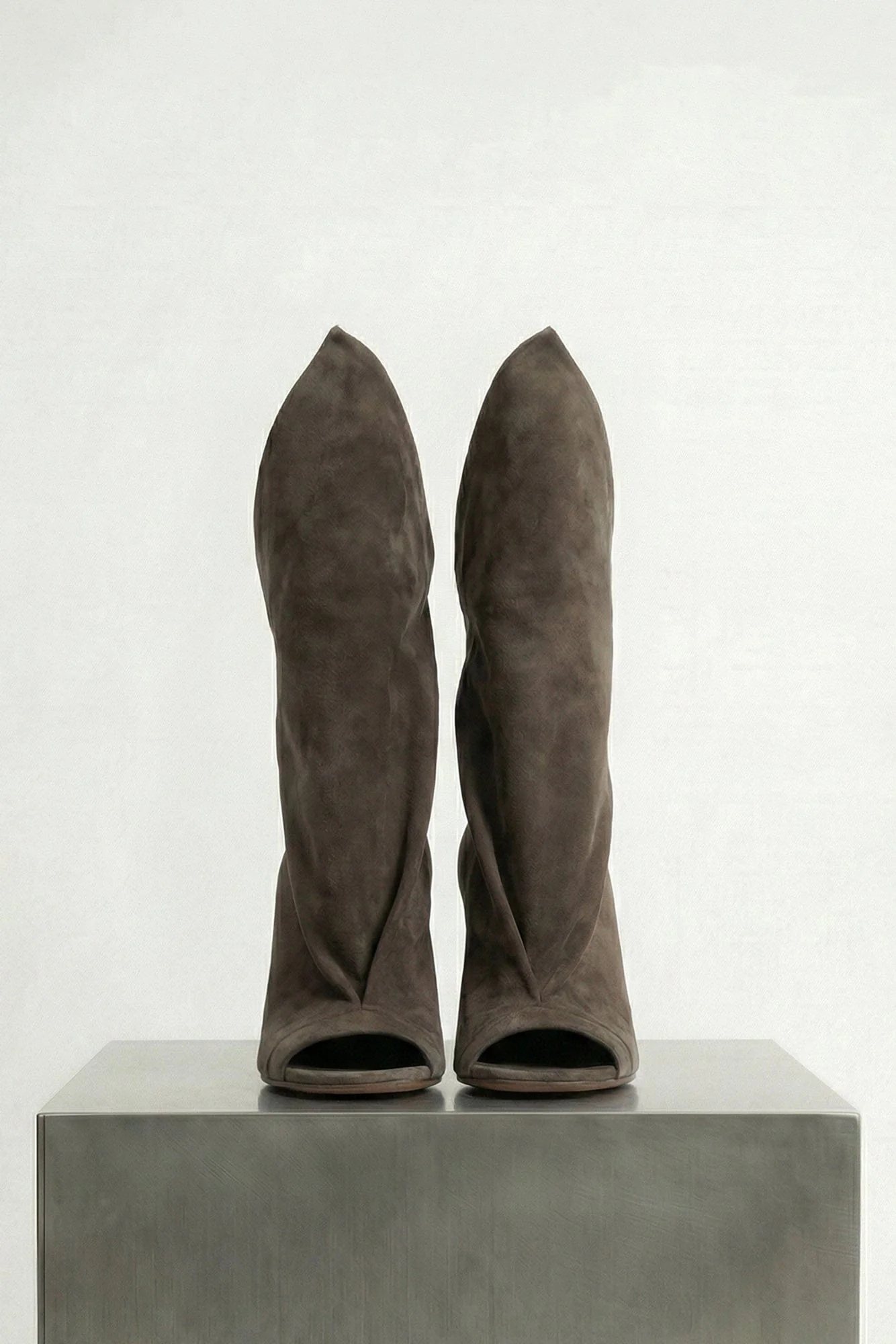 Rick Owens Cantilever Strutter Sandal in Dust - Image 3