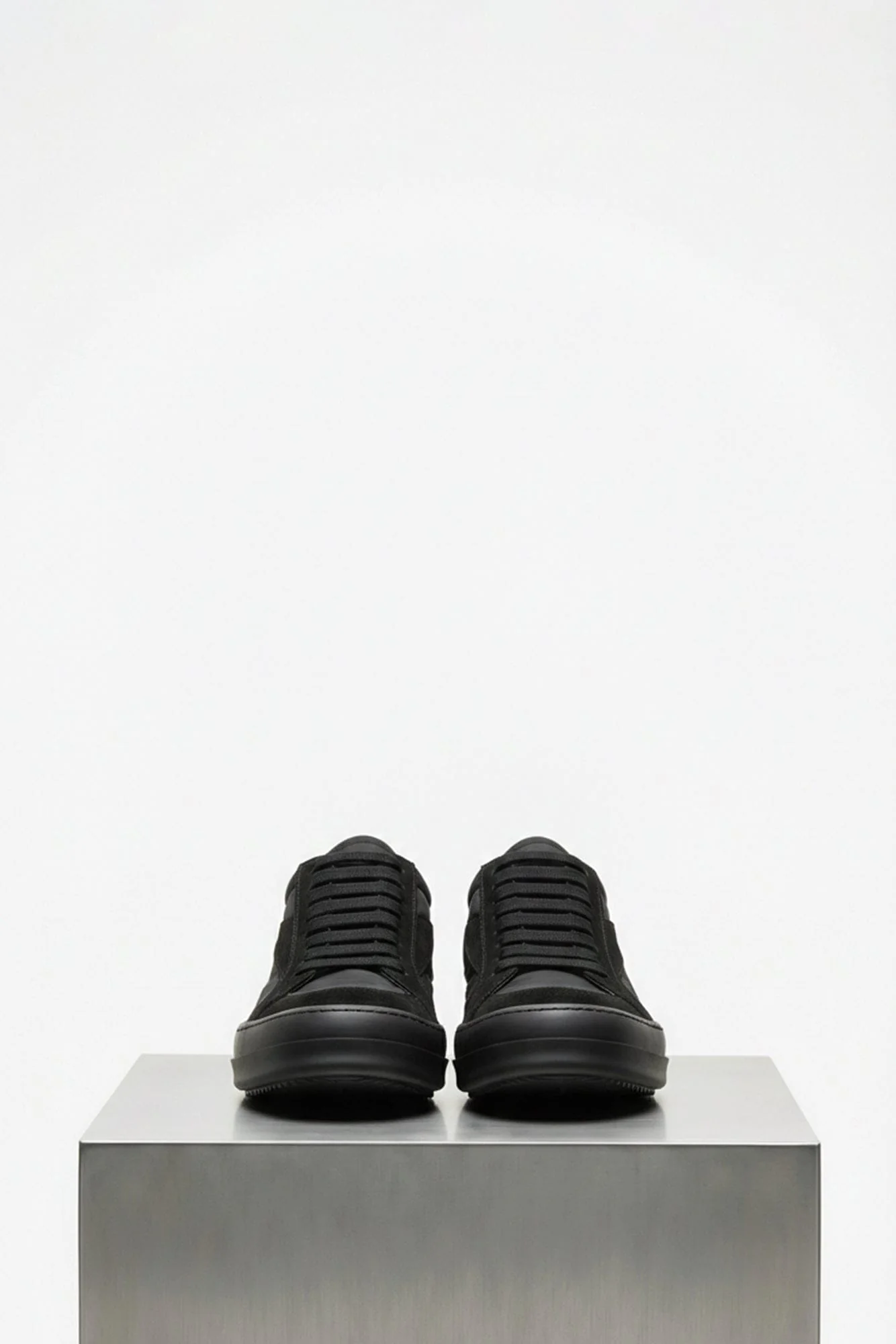 Rick Owens Scarpe In Tessuto E Pelle Vintage Sneaks in Black SS26 - Image 4