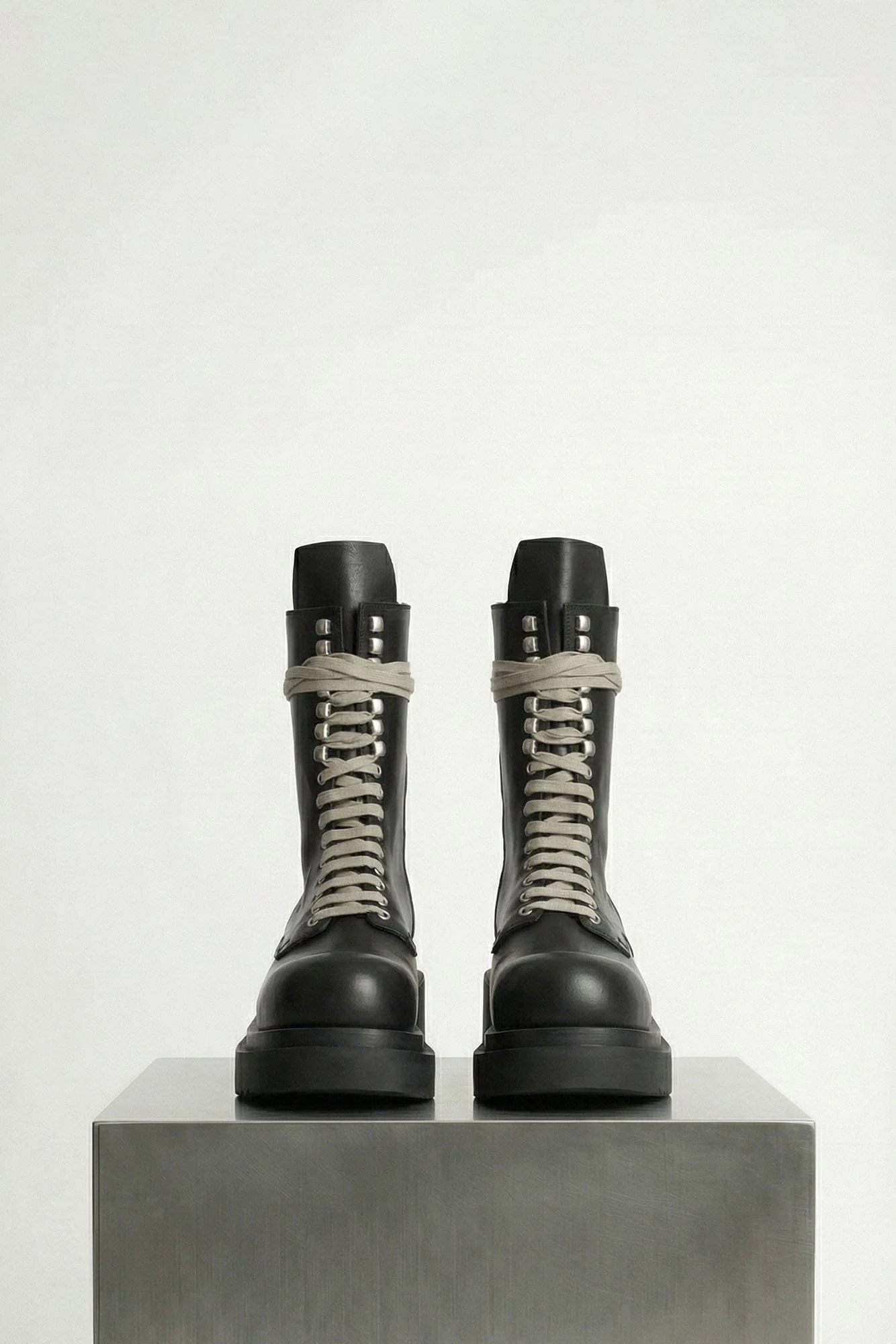 Rick Owens Stivali In Pelle Laceup Bogun SS26 - Image 3