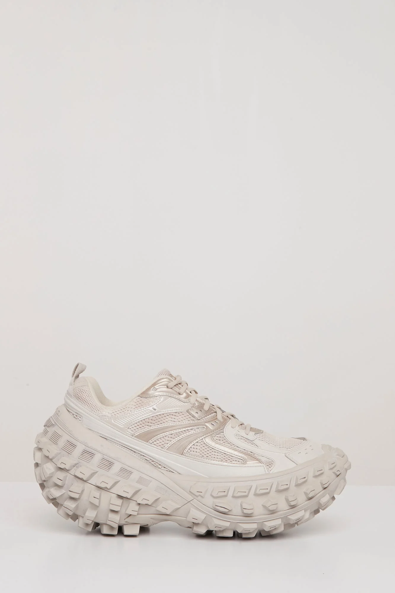 Balenciaga Bouncer in Beige