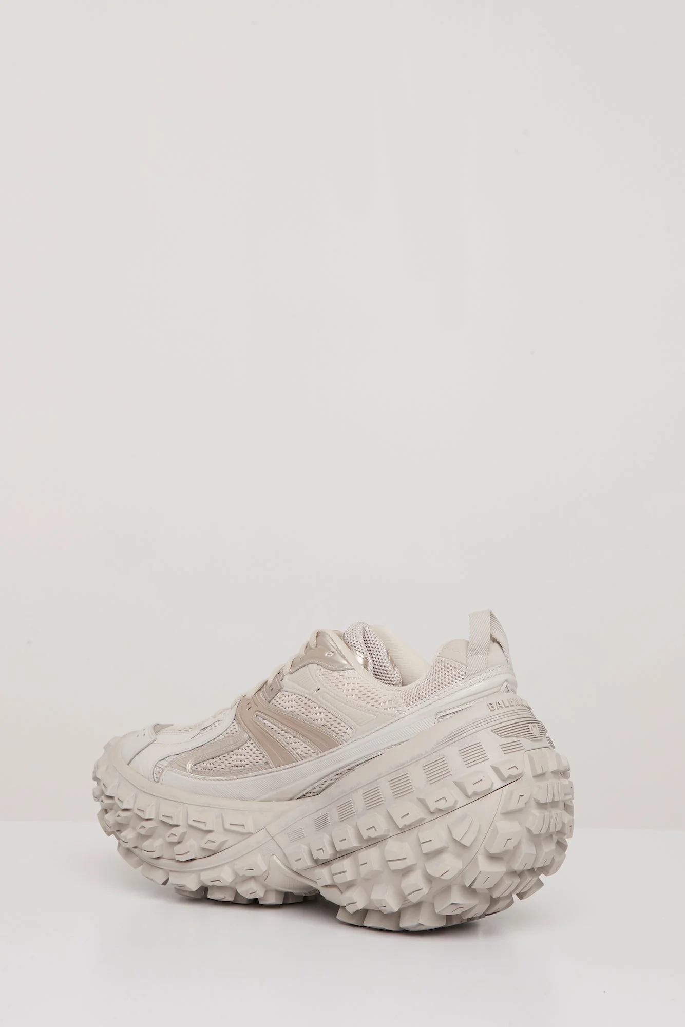 Balenciaga Bouncer in Beige - Image 5
