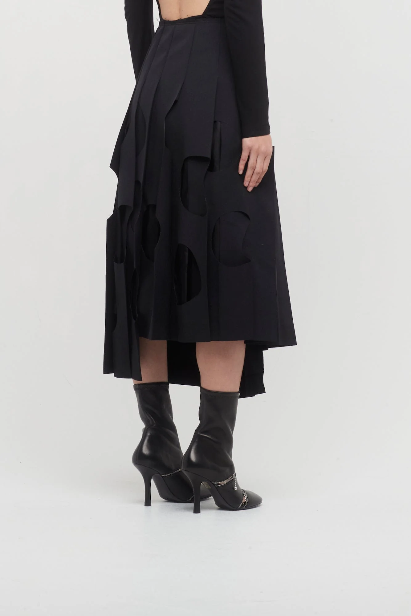 Comme Des Garçons Asymmetric Flat Pleat Skirt - Image 3