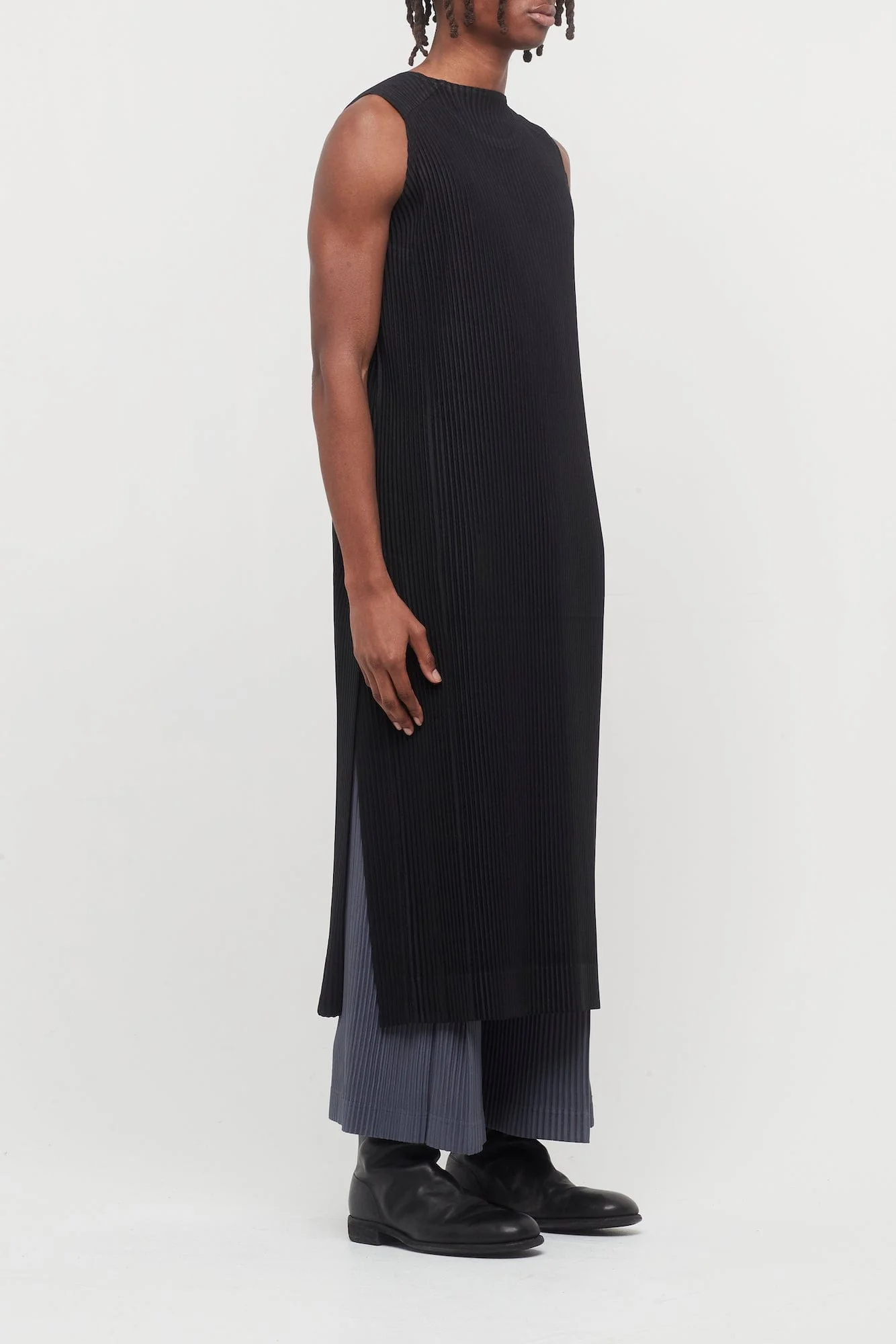 Homme Plissé Issey Miyake March Tunic in Black - Image 2