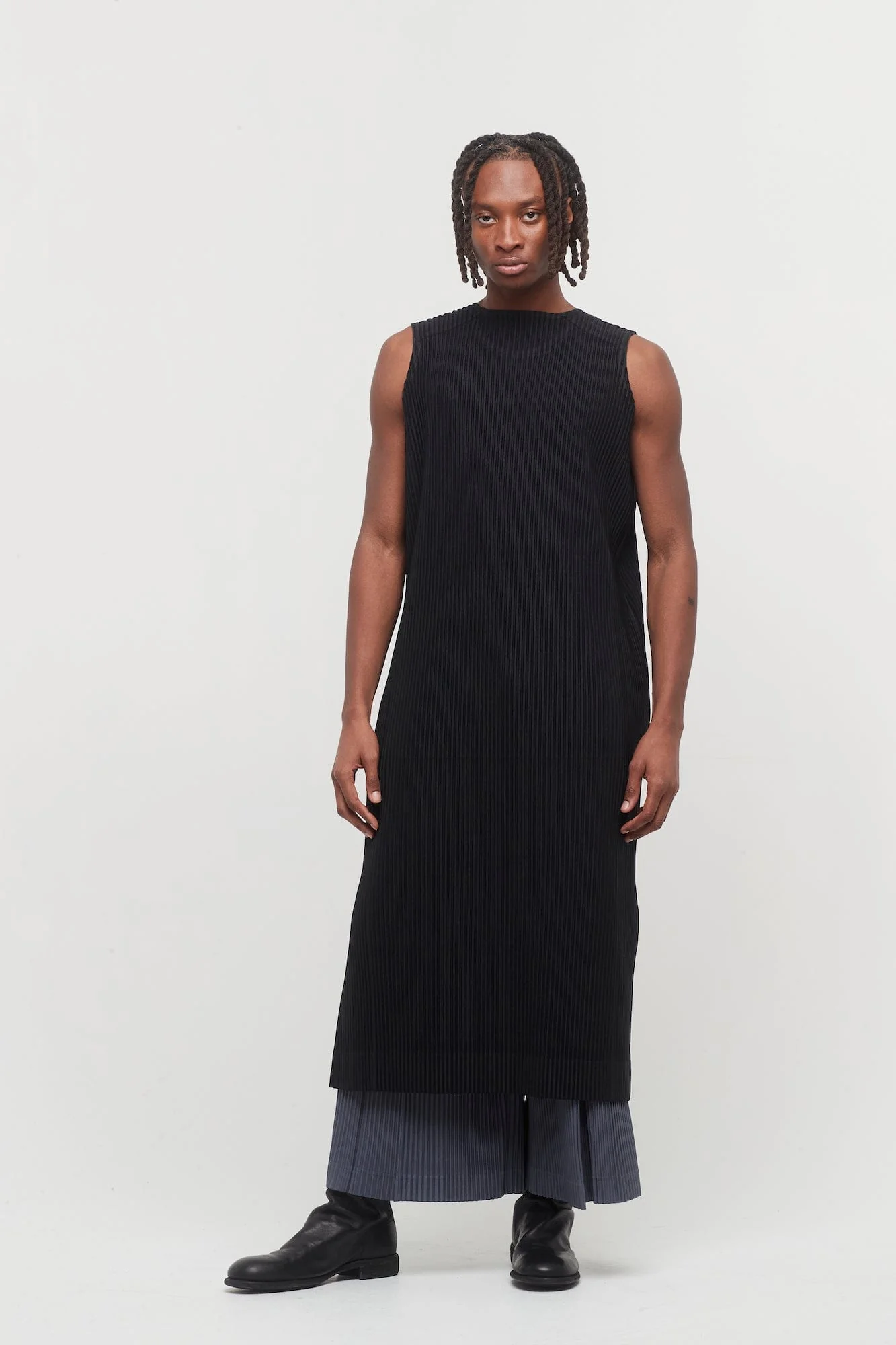 Homme Plissé Issey Miyake March Tunic in Black - Image 4
