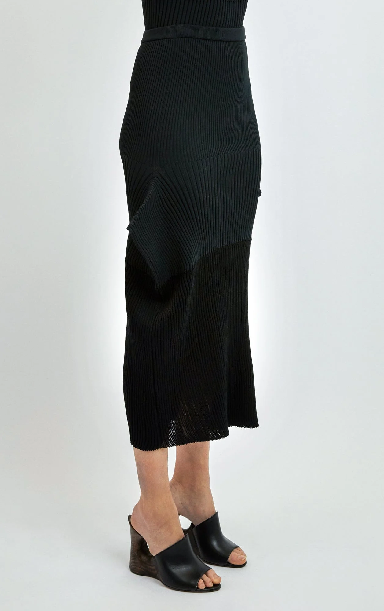 Issey Miyake Sensu Knit Skirt in Black - Image 2
