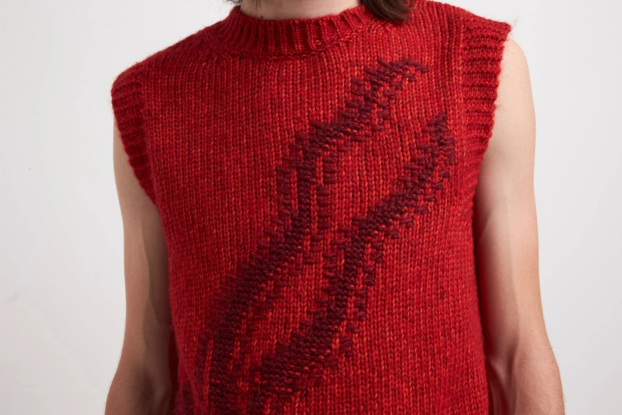 Lu'u Dan Snake Intarsia Vest in Dark Red - Image 5