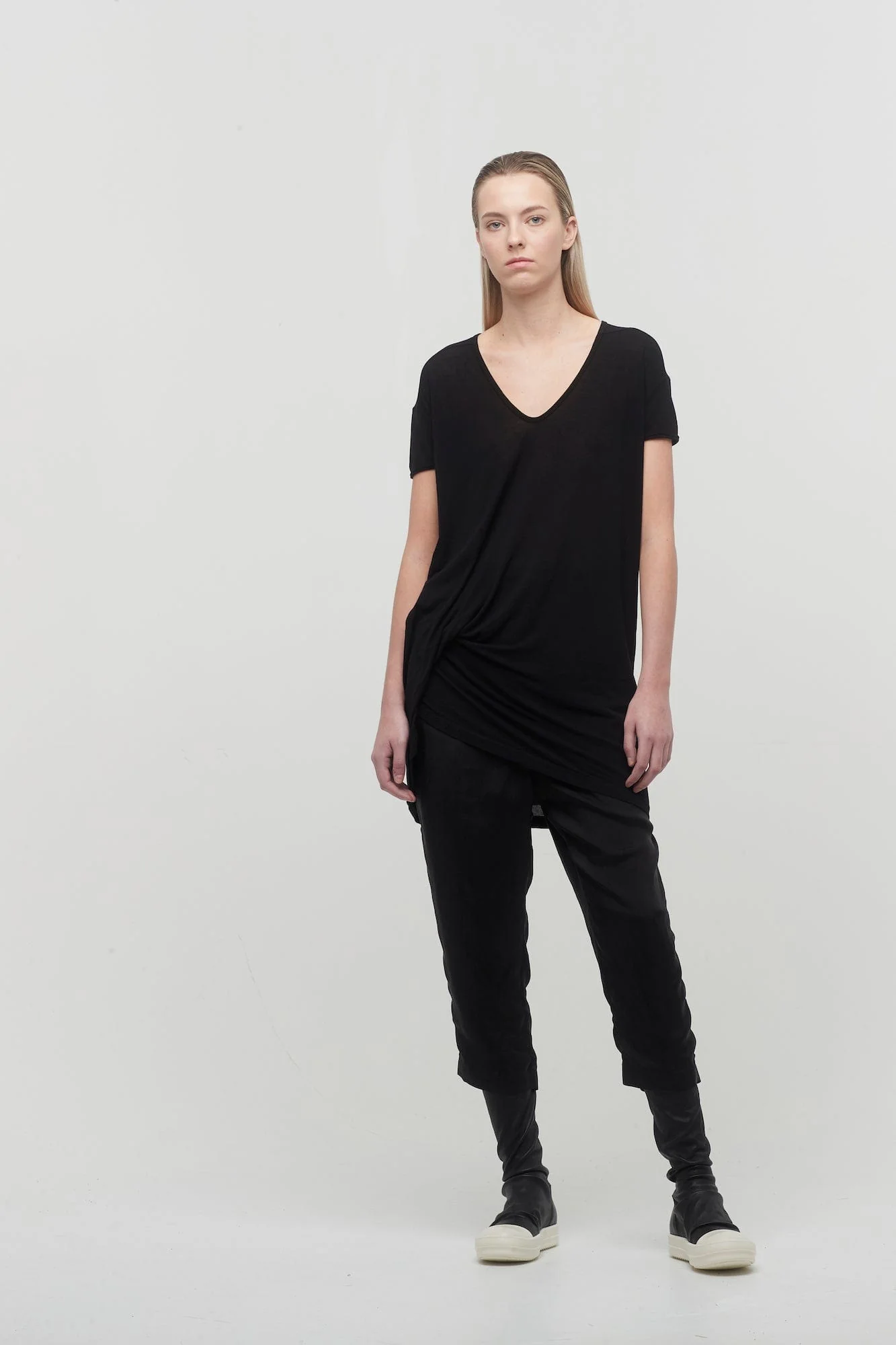 Rick Owens Hiked T in Black - Image 4