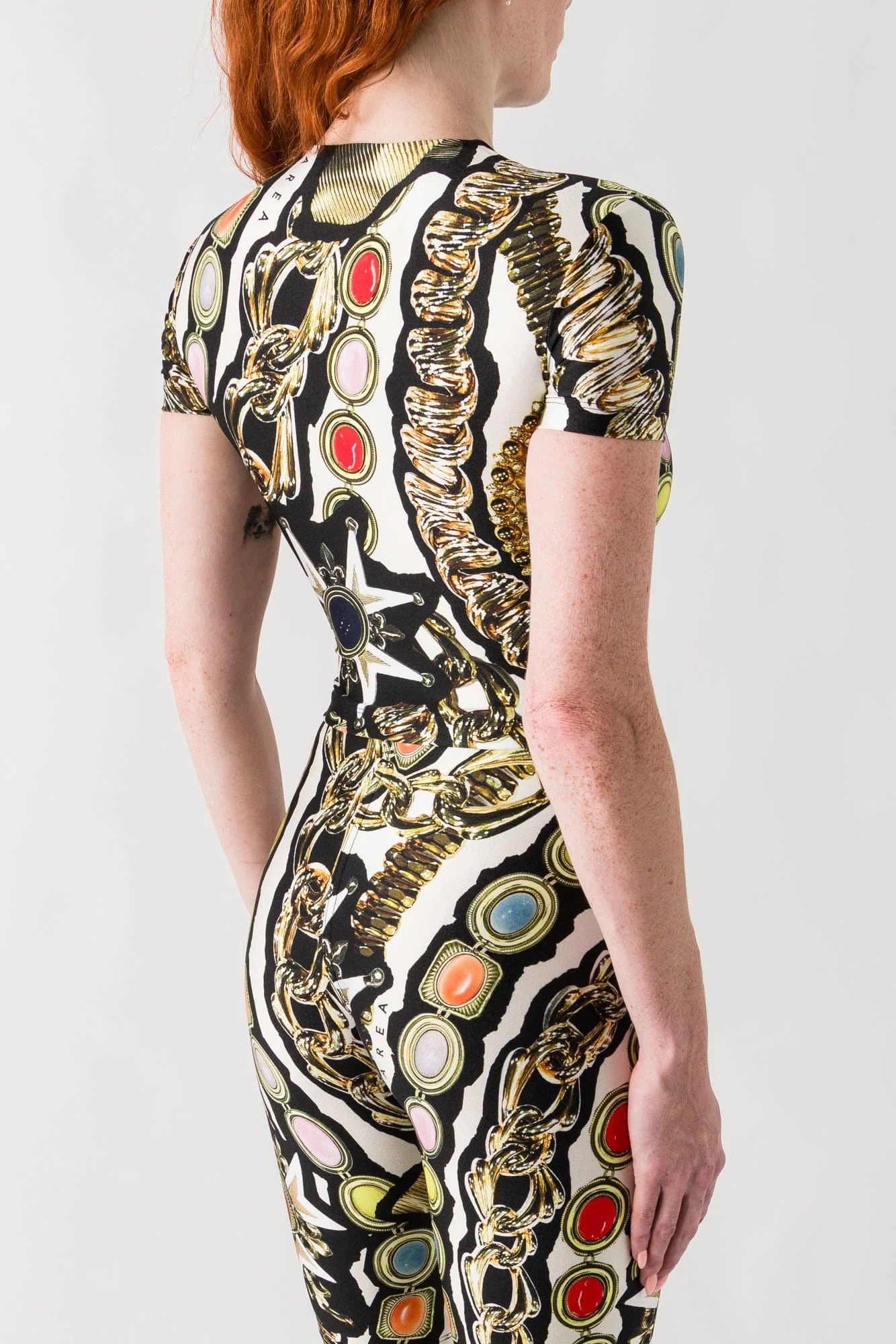 Area Gemstone Chain Printed Cropped T-Shirt - Image 3