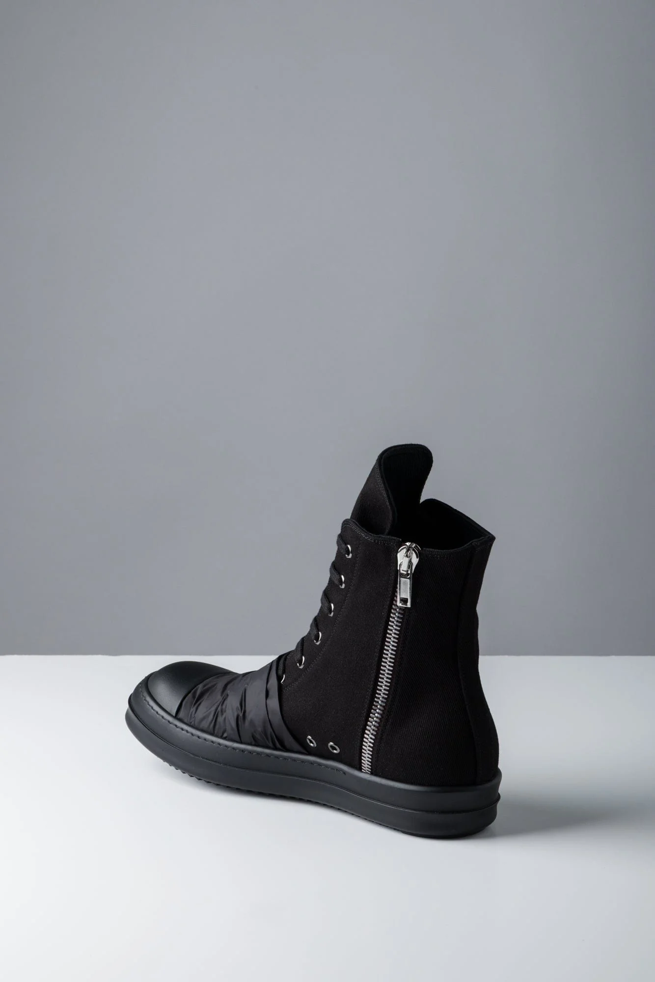 Rick Owens DRKSHDW Hustler Sneaks in All Black SS25 - Image 4