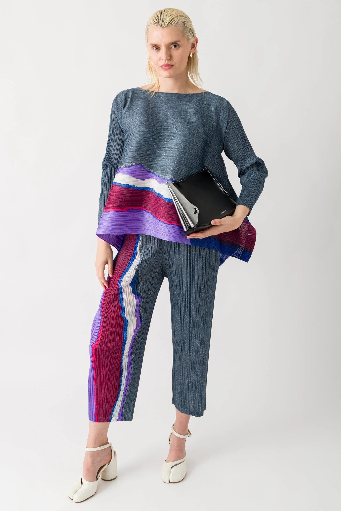 Pleats Please Issey Miyake Grainy Colors Wide Blouse in Dark Blue Gray SS25 - Image 4