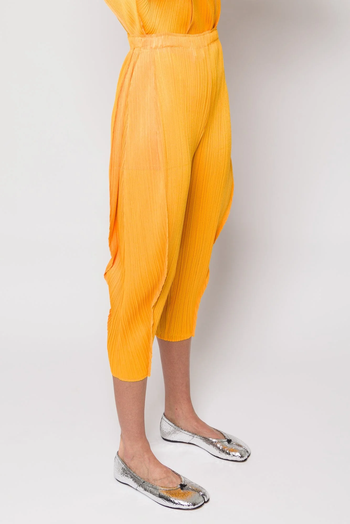 Pleats Please Issey Miyake Lantern Trousers in Orange Yellow SS25 - Image 2
