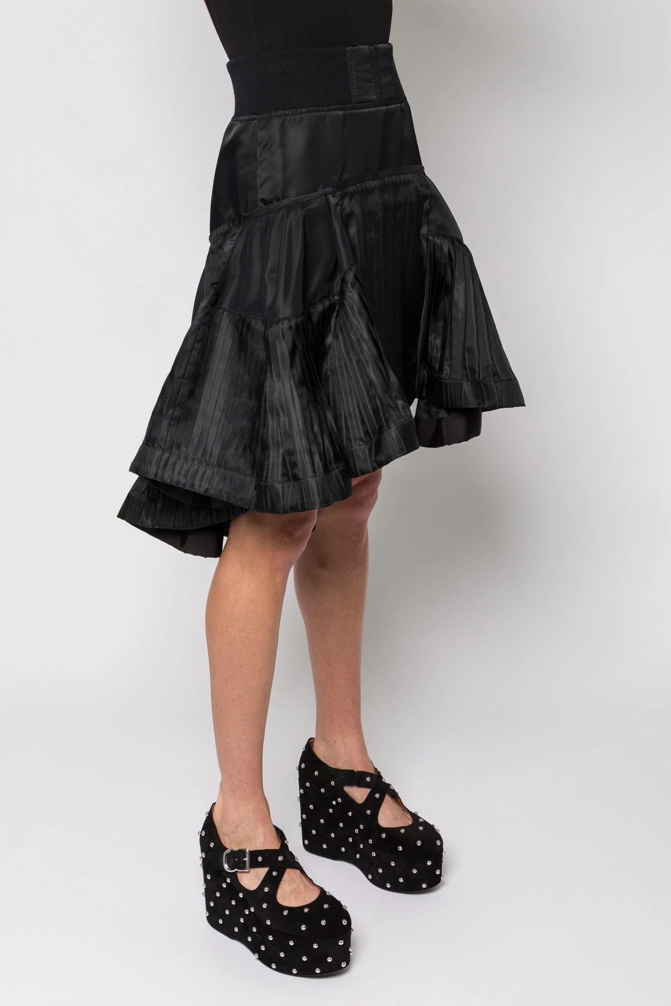 Sacai Nylon Twill Pleated Skirt in Black - Image 2