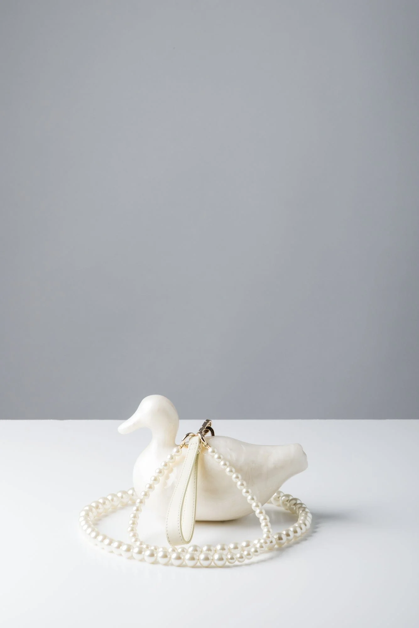 Simone Rocha Duck Bag with Pearl Crossbody - Image 2