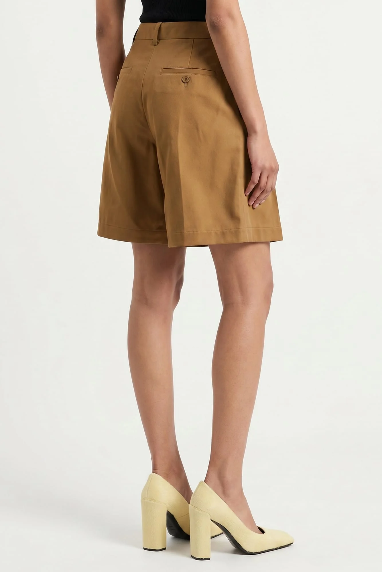 Tolu Coker Twill Pleated Shorts - Image 3